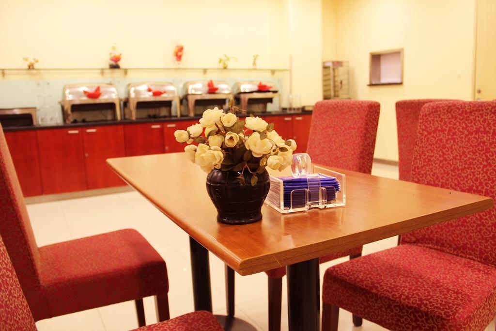 Hanting Express Suzhou Heshan Road Екстер'єр фото